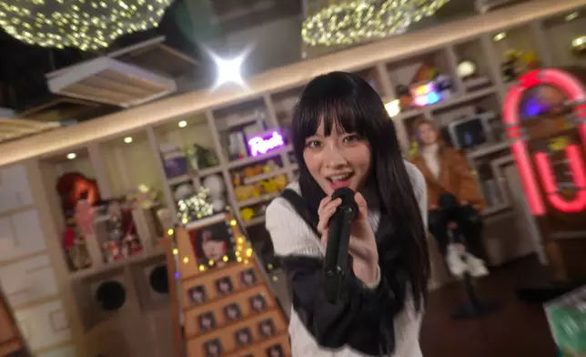 Ophelia獻唱新歌《直覺型美學》。