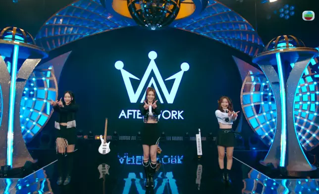 佢哋嘅團名叫After Work。