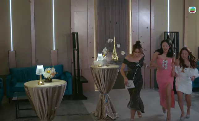 但陳瀅踩住佢依然無損跑速，佩服！