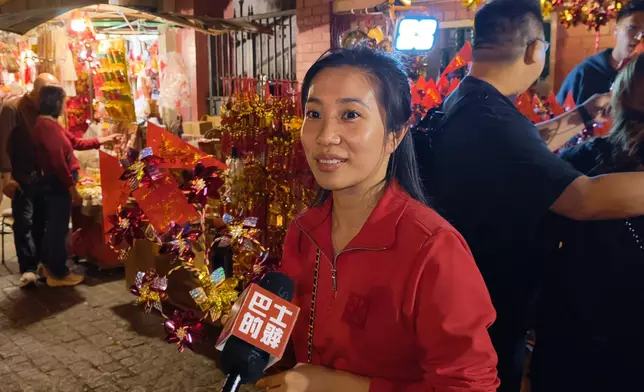 丁小姐。巴士的報記者攝