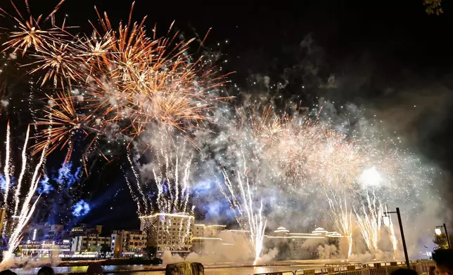 從化同時有煙花及無人機表演。香港賽馬會圖片