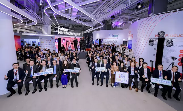 活動一連兩日圓滿舉行，吸引逾3,000人次出席，匯聚來自超過250間香港中小學的代表，共同探討AI在教育領域的創新應用。