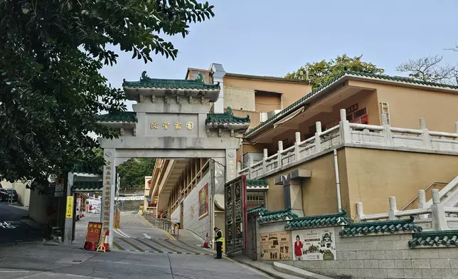 九巴將於2月19至22、28日及3月1、7及8日（年初三至六、正月十二至十三、十九及二十）開辦路線32P [荃灣（青山公路）⇋ 圓玄學院]，方便信眾前往圓玄學院祈福。