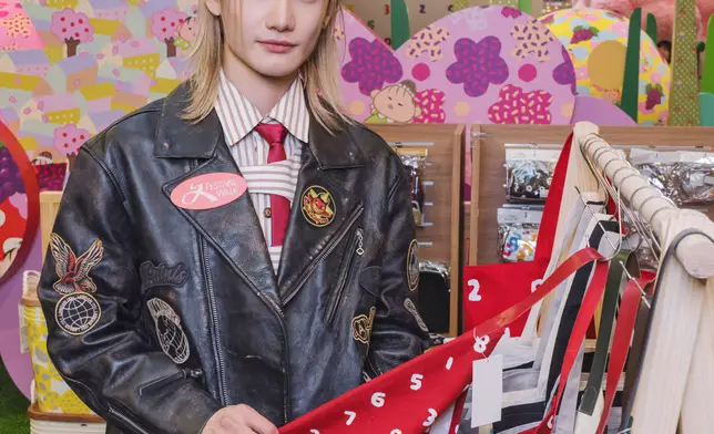 Jeremy李駿傑獲又一城邀請，率先參觀《Festival Walk SOU・SOU x fatBottleland – THE GARDEN STORY》