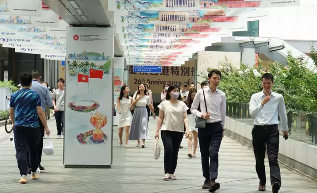 巴士的報記者攝