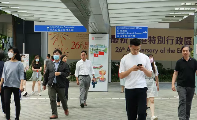 巴士的報記者攝