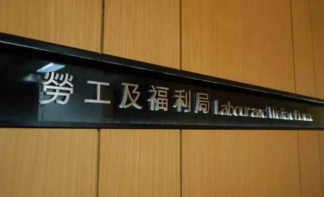 巴士的報記者攝