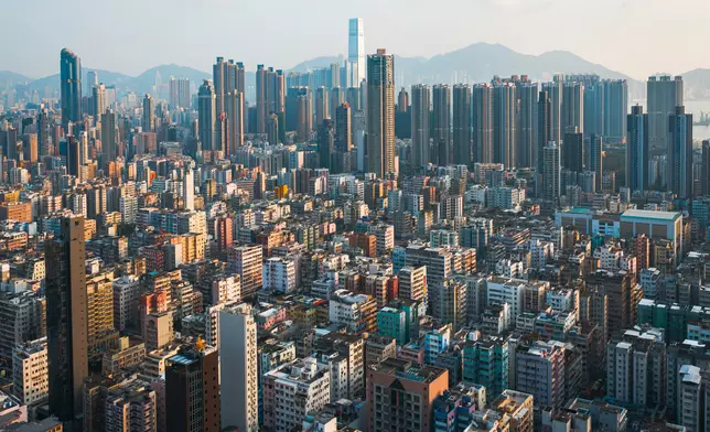 租金等生活成本成港漂學生留港挑戰。資料圖片