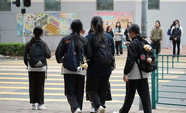 政預算案恆常化了中學的三級應急機制，並擴展到高小試行。資料圖片