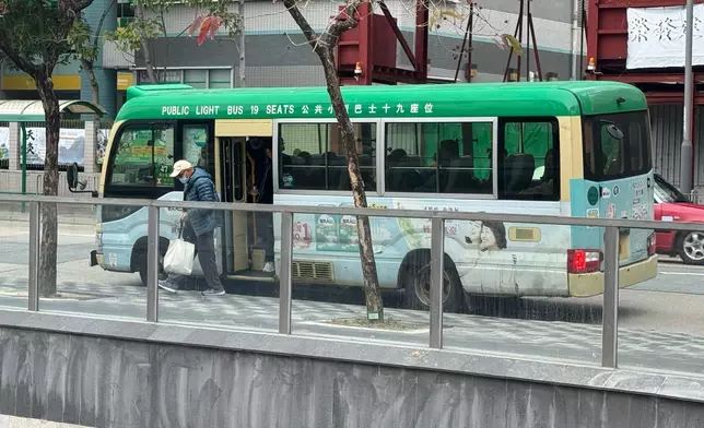巴士的報記者攝