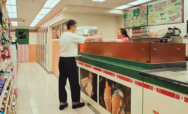香港 7-Eleven 重塑香港首間 7-Eleven跑馬地分店