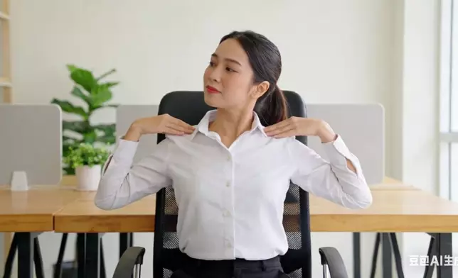 上班族返工成日磕眼瞓，中醫教3招「微養生」告別春困。AI生成圖片