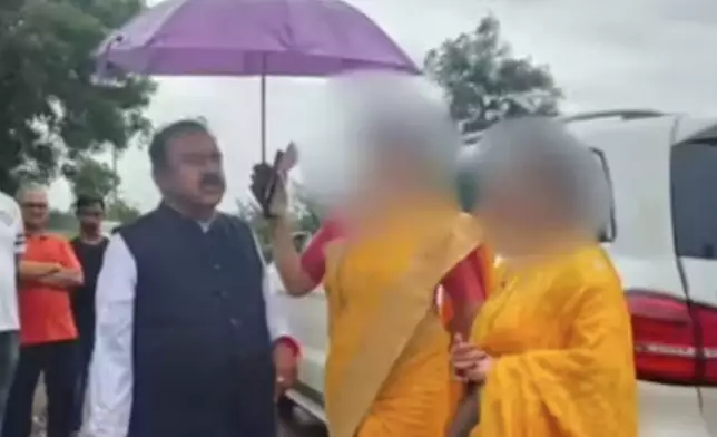 神棍以占星師身分恐嚇人妻3年逼性交。X平台圖片@Pip_Quips