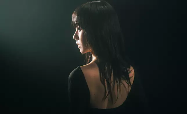 白安為露背做足準備，加碼100下背部訓練。