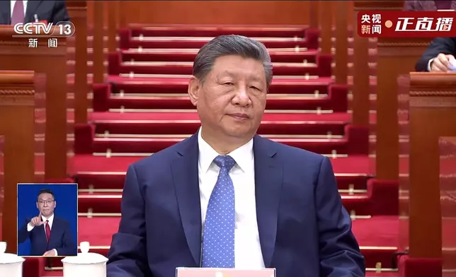 習近平等黨和國家領導人出席開幕會。央視新聞