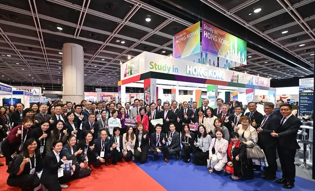 蔡若蓮 Christine Choi FB