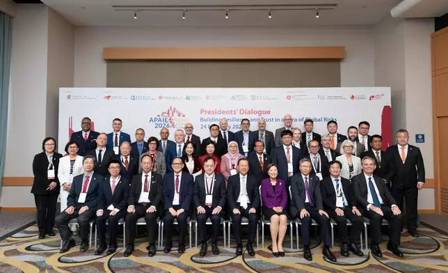 蔡若蓮 Christine Choi FB