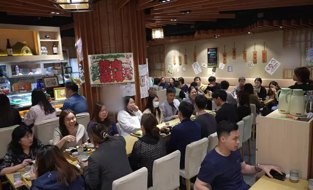 位於鰂魚涌午飯時間經常滿座。