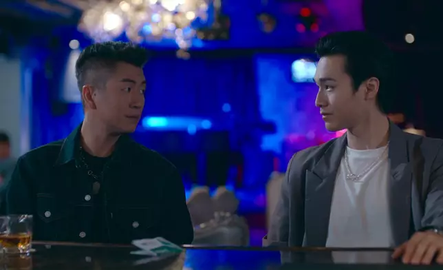 而佢嘅身份亦極神秘。