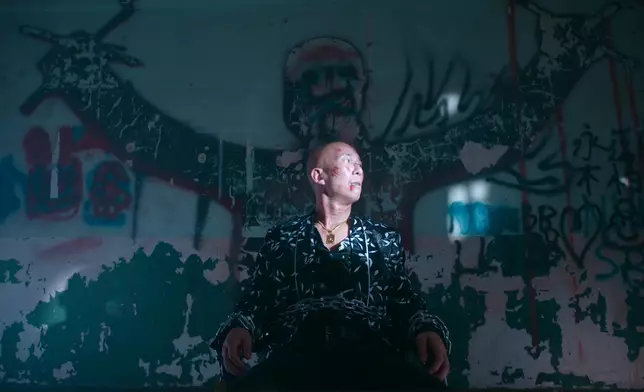 Eddie稱得上係一個坎坷嘅古惑仔。