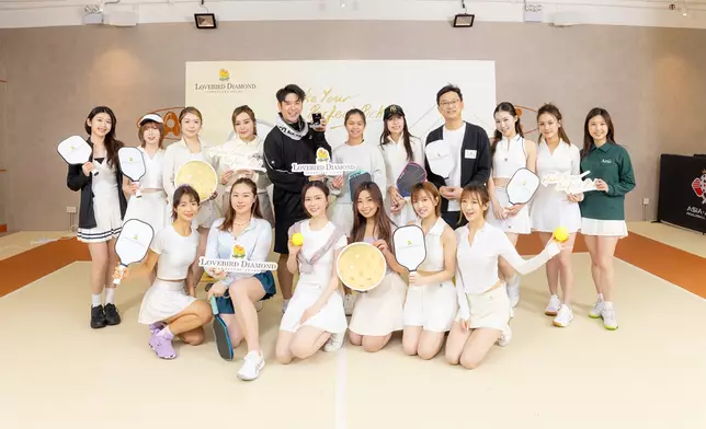 人氣歌手許廷鏗、專業匹克球運動員Rachel、前香港網球「一姐」兼現役匹克球頂尖選手Venise Chan、Lovebird Diamond創辦人 Ivan，聯同一眾KOLs共同出席「Make Your Perfect Pick」體驗活動。