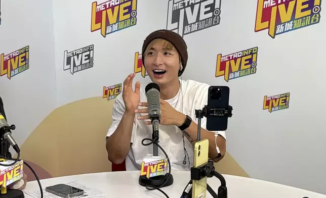 張馳豪昨晚接受《「鋒」繼續吹》直播訪問時獲好友潘靜文與林智樂送生日驚喜。