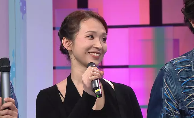 仲要表情多多幾可愛咁。