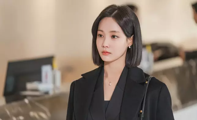 新劇《戀愛恐懼症》由妍雨和金賢鎮主演。9ato娛樂官方圖片