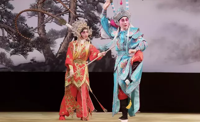 王志良與梁非同已合作多次，非常有默契，兩人唱情更是動聽。