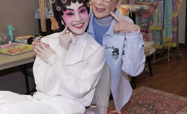 寶珠姐對非同亦愛鍚得如珠如寶，大讚她演出Good！