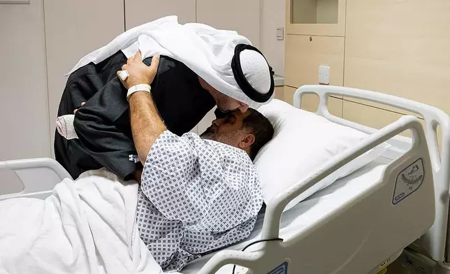 阿聯酋總統阿勒納哈揚形容，國家正處於戰爭時期，但一切安好。阿聯酋總統府圖片