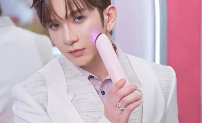 必推全新9合1 Booster Pro X2予隊友Jeremy。