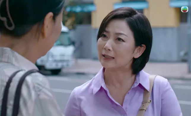 一睇就知呢兩位師奶有古惑。