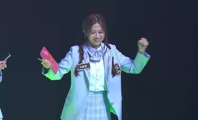 倪嘉雯被取笑似小學雞。