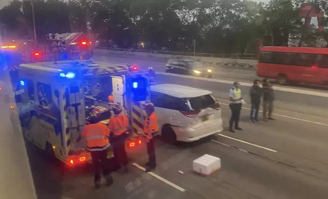 元朗公路發生3車相撞交通意外。FB圖片