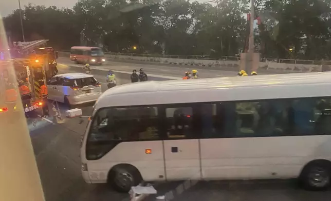 元朗公路發生3車相撞交通意外。FB圖片