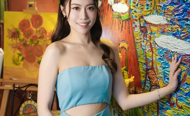 她坦言最初得知要參賽時已經好卻步，因自知唱歌弱項，擔心被網民取笑。