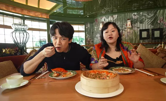 飄香紅蟳糯米飯是福建菜名物。