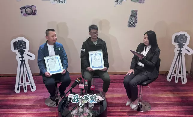 李世敏（左）和駱志超（中）。