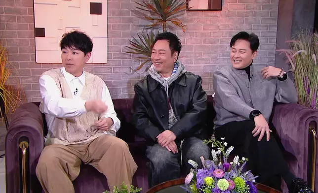 蕭正楠就忍不住爆料，指阿廉貪靚程度驚人，誰知曹永廉反擊：你有啲衫放喺我度啊嘛。