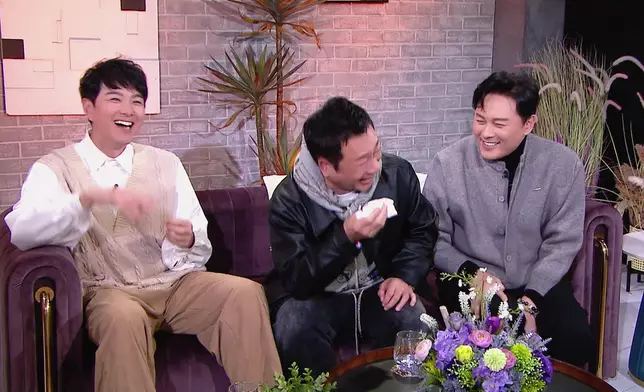 視帝黎耀祥更即場演繹三個級別的太監如何向皇后請安，當演繹到剛剛被閹的太監時，更笑到喊兼流哂汗！