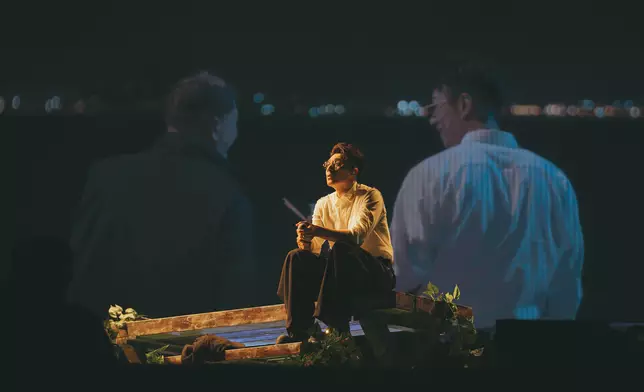 實力派演員黃文標有份參與MV演出。