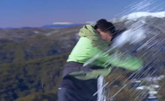 曹永廉被兩位老Best夾攻。