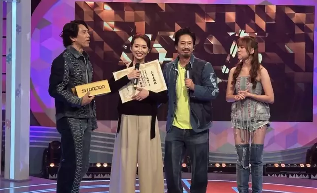 Mani成功挑戰Monster歌曲《一枝花》。