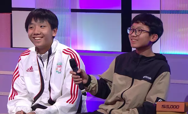 兩個仔仔都好開心。