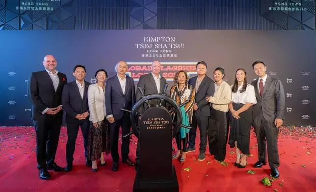 香港尖沙咀金普頓酒店開幕剪綵儀式