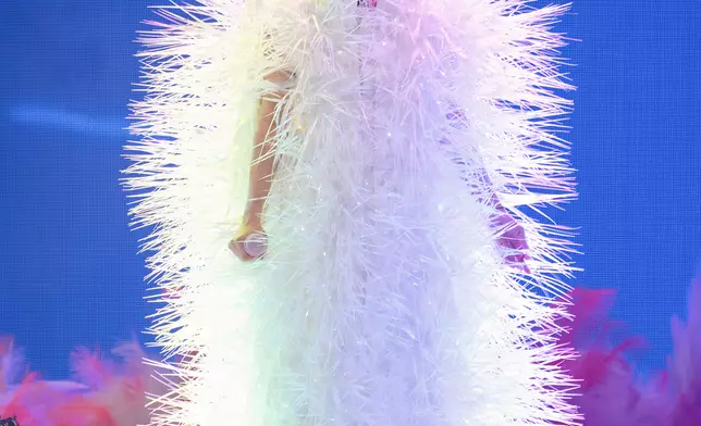 天后孫燕姿《就在日落以後》巡迴演唱會香港站，3月13日及15日在啟德主場館盛大舉行，兩場演出合共吸引7.5萬名歌迷入場，全場爆滿。（照片提供: Make Music）