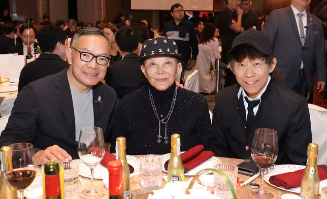 左起：謝偉俊、白韻琹、梁繼璋