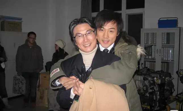 劉松仁微博圖片