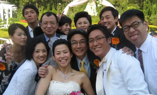 劉松仁微博圖片